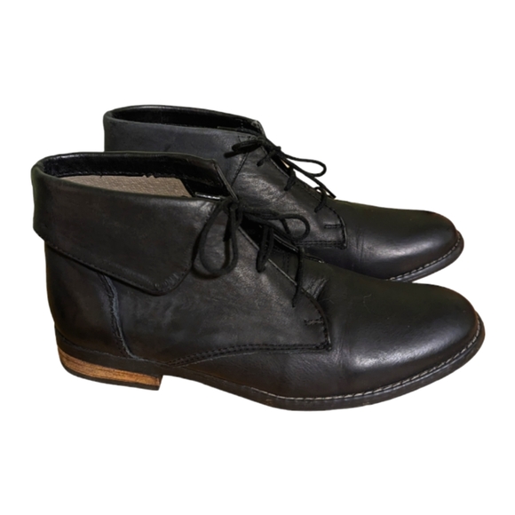 Steve Madden Leather Boots - Picture 8 of 8